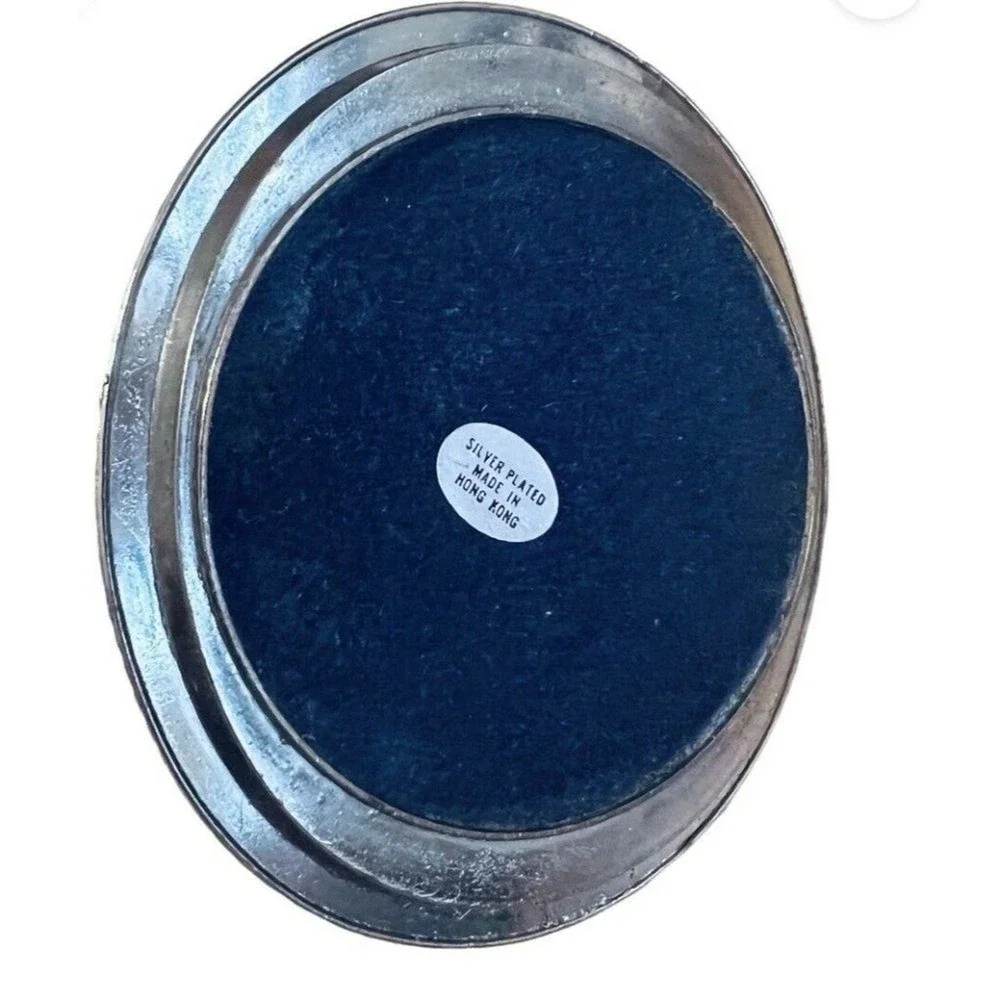 The Unbranded Brand vtg silver